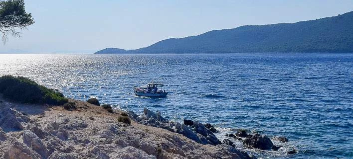 Δύο πνιγμοί λουόμενων σε Σαλαμίνα και Πήλιο